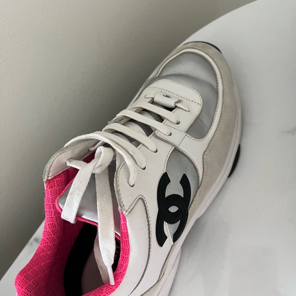 Chanel sneakers - Picture 3 of 7